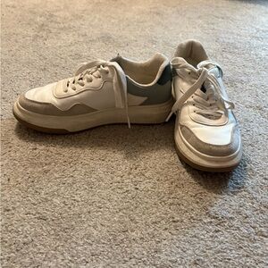 Universal Thread White and Gray Retro Sneakers